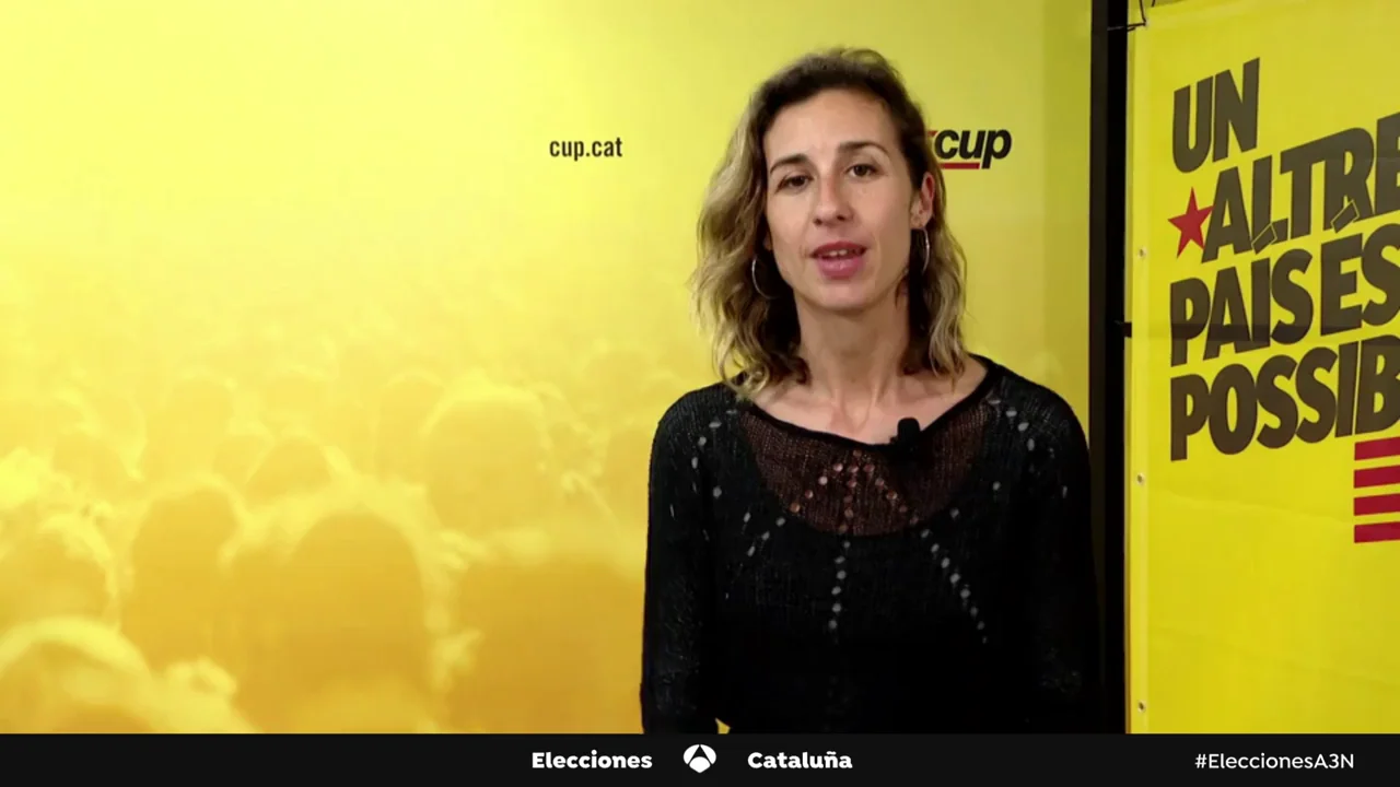 Entrevista a Laia Estrada Laia Estrada, (CUP): "Ahora mismo en Cataluña hay una media de un desahucio por hora"