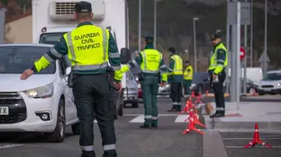 Imagen de un control preventivo de la Agrupación de Tráfico de la Guardia Civil Imagen de un control preventivo de la Agrupación de Tráfico de la Guardia Civil