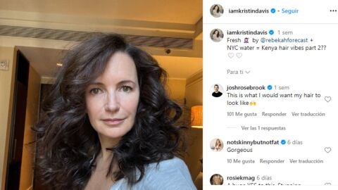 El selfie de Kristin Davis al natural