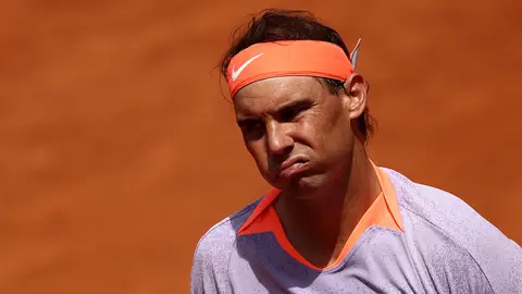 Rafa Nadal se lamenta tras un error ante Hubert Hurkacz Rafa Nadal se lamenta tras un error ante Hubert Hurkacz