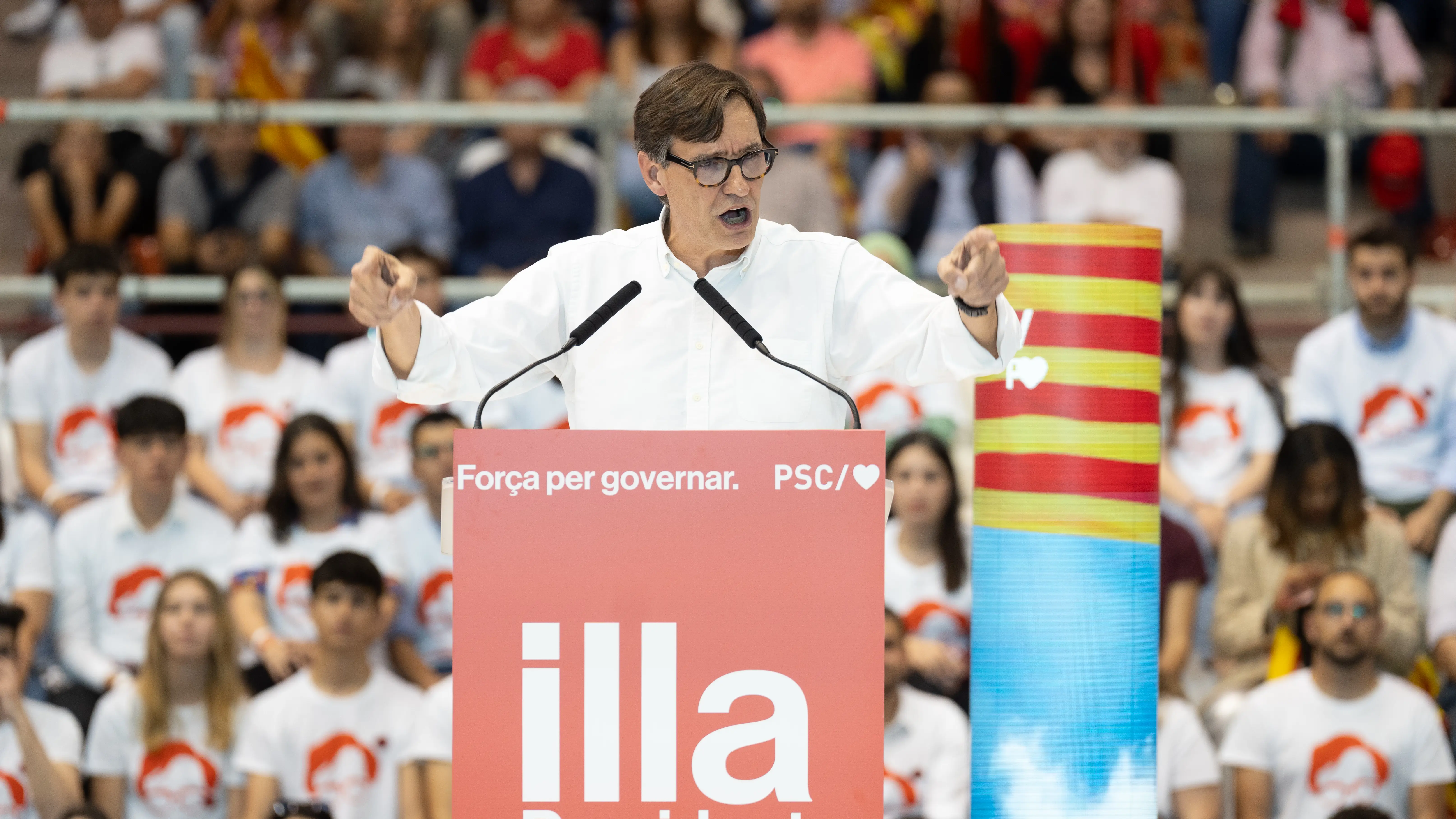 Salvador Illa en el cierre de campaña del PSC en Barcelona El candidato del PSC Salvador Illa durante un mitin del PSC, en Pavelló Vall d’Hebron, a 10 de mayo de 2024, en Barcelona, Catalunya (España). Este acto es el último del PSC en la campaña electoral para los comicios catalanes del próximo 12 de mayo.10 MAYO 2024;ELECCIONES;CAMPAÑA ELECTORAL;COMICIOS;12M;MITIN;CATALUÑA;ACTO ELECTORAL;ÚLTIMO MITINDavid Zorrakino / Europa Press10/05/2024