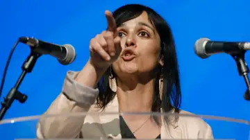 Silvia Orriols, de Aliança Catalana, durante un acto de campaña.