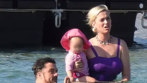 Orlando Bloom, Katy Perry y su hija Orlando Bloom, Katy Perry y su hija