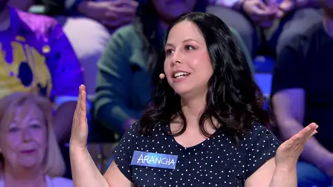 Arancha, concursante atril azul Arancha, concursante atril azul