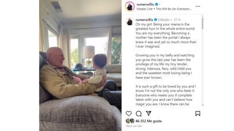 Bruce Willis con su nieta, hija de Rumer Willis