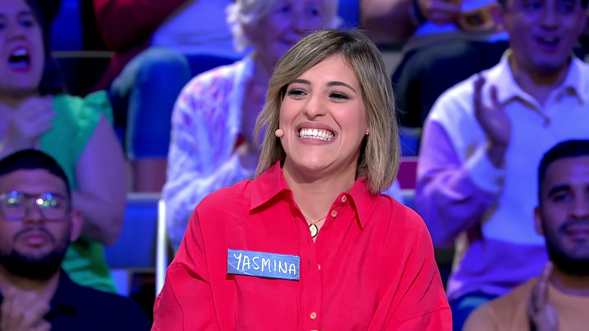 Yasmina, concursante atril azul