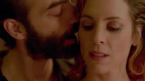 “Quiero verte seducir a otros hombres”: La propuesta de Yaman que confunde a Olivia “Quiero verte seducir a otros hombres”: La propuesta de Yaman que confunde a Olivia