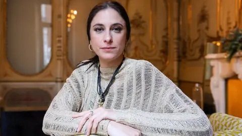 La cantautora malagueña María Pelaé durante una entrevista La cantautora malagueña María Pelaé durante una entrevista