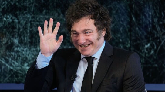Javier Milei, durante la presentaci&oacute;n de su libro en la sede de La Raz&oacute;n, este viernes