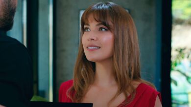 Kumru recibe un regalo muy especial de Çağatay, ¿se acerca el final de su matrimonio con Yildiz?