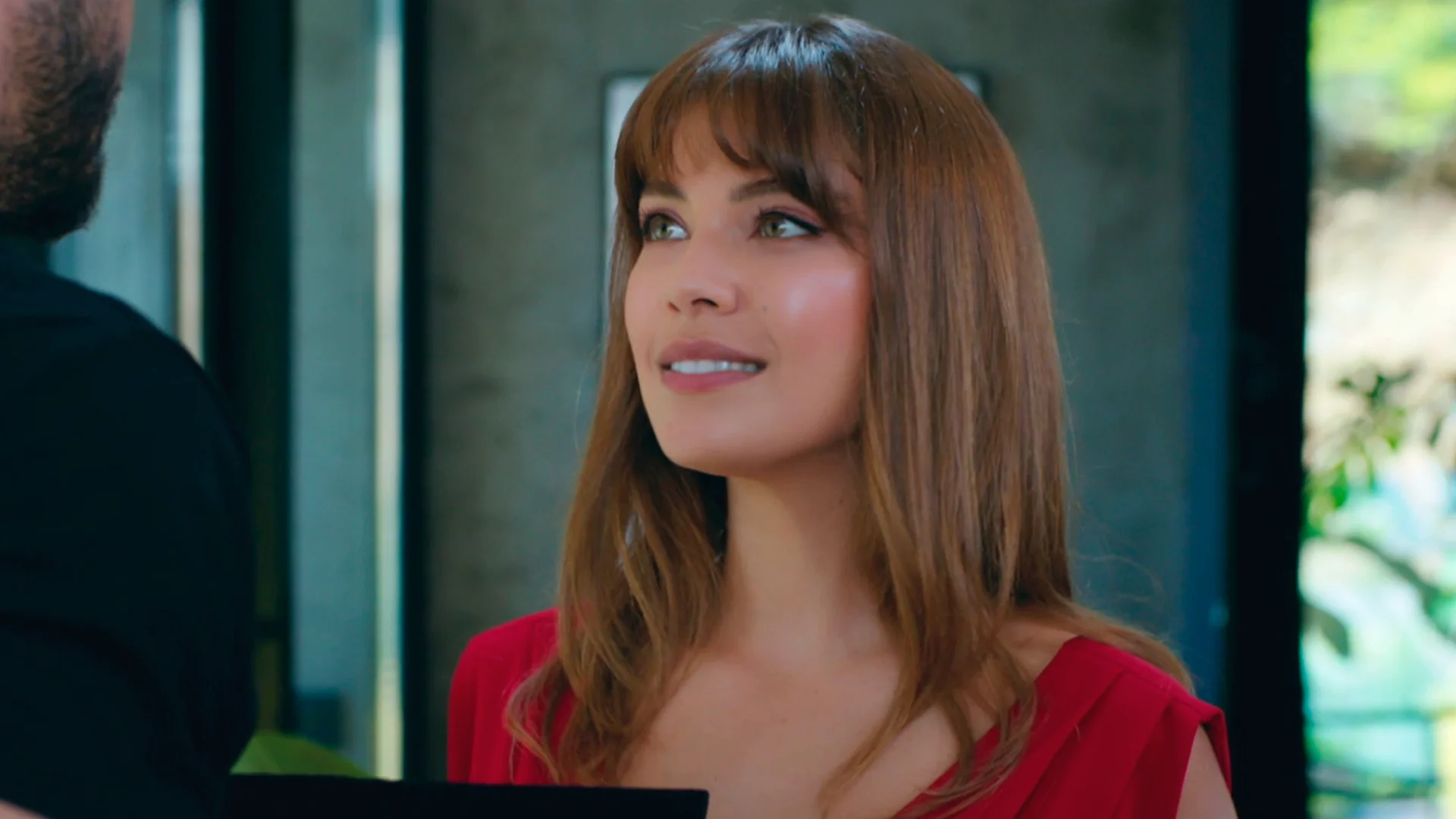 Kumru recibe un regalo muy especial de Çağatay, ¿se acerca el final de su matrimonio con Yildiz? Kumru recibe un regalo muy especial de Çağatay, ¿se acerca el final de su matrimonio con Yildiz?