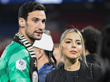 Sergio Rico y Alba Silva, en París