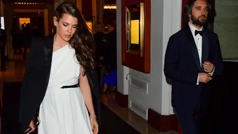 Carlota Casiraghi y Dimitri Rassam en el Festival de Cannes 2019 Carlota Casiraghi y Dimitri Rassam en el Festival de Cannes 2019