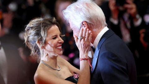 Alejandra Silva, cariñosa con Richard Gere