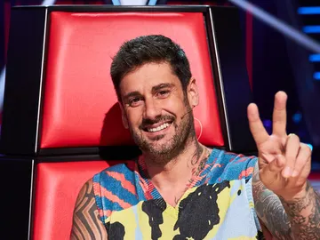 ¡Dulzura en estado puro!: Martina y Aisha, nuevas voces del equipo de Melendi ¡Dulzura en estado puro!: Martina y Aisha, nuevas voces del equipo de Melendi