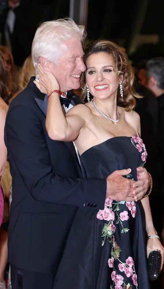 Richard Gere y su mujer, Alejandra Silva, en Cannes Richard Gere y su mujer, Alejandra Silva, en Cannes