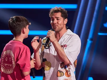 David Bisbal y Sergio emocionan con ‘Si tú la quieres’ en La Voz Kids David Bisbal y Sergio emocionan con ‘Si tú la quieres’ en La Voz Kids