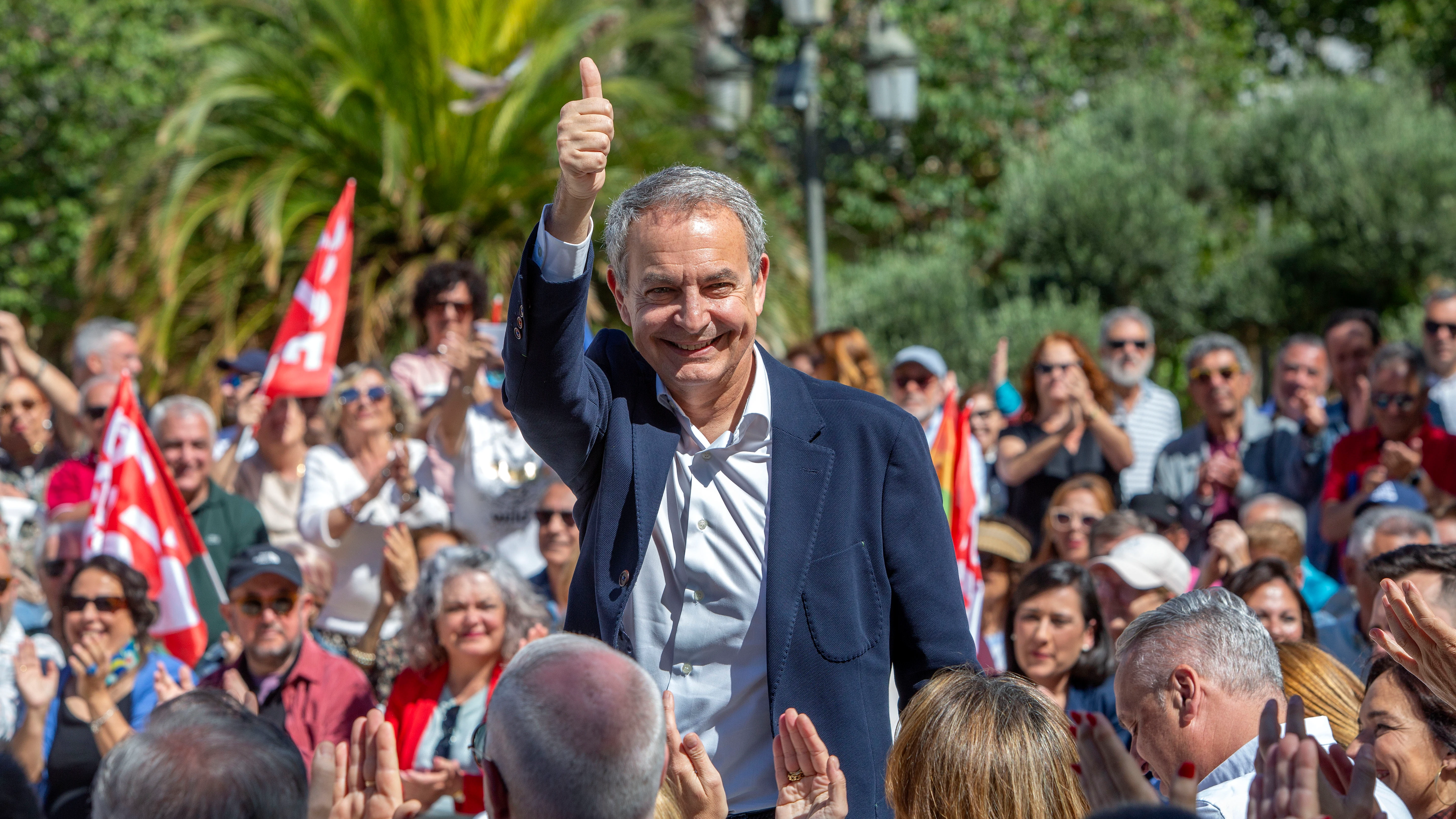 El expresidente del Gobierno, Jos&eacute; Luis Rodr&iacute;guez Zapatero, en un acto en C&aacute;diz este domingo