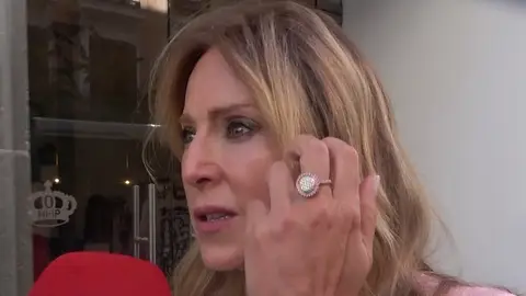 Carolina Molas defiende a su hijo, Íñigo Onieva Carolina Molas defiende a su hijo, Íñigo Onieva