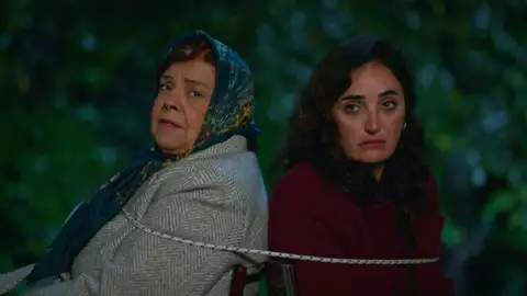 ¡Şengül y Fatma, secuestradas!: “¡Estamos perdidas!” ¡Şengül y Fatma, secuestradas!: “¡Estamos perdidas!”