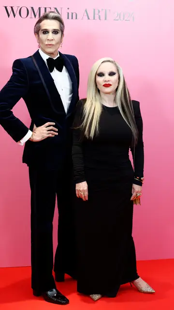 Mario Vaquerizo y Alaska posan en el photocall Mario Vaquerizo y Alaska posan en el photocall