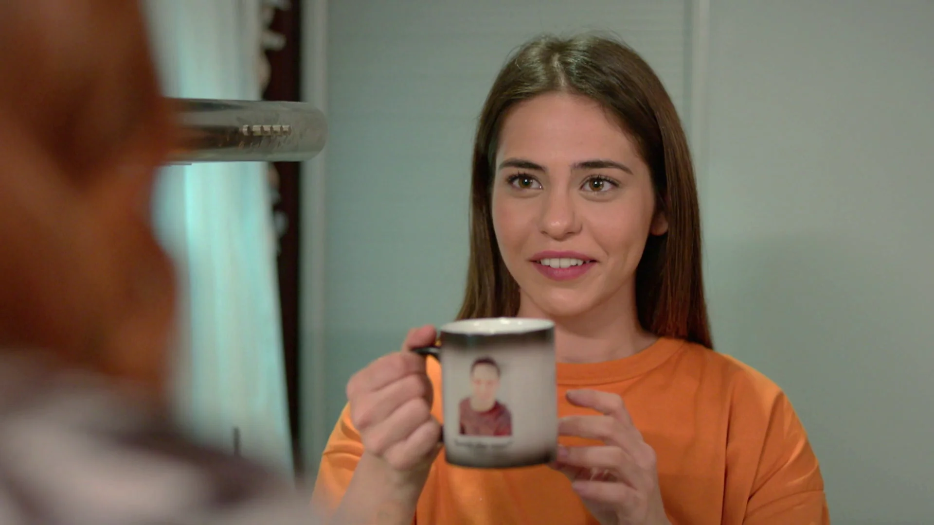 Elif, sorprendida con el original regalo de Oğulcan: "¿Quieres salir conmigo?" Elif, sorprendida con el original regalo de Oğulcan: "¿Quieres salir conmigo?"