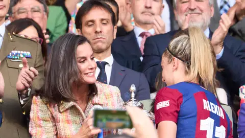 La reina Letizia en la final de la Copa de la Reina La reina Letizia en la final de la Copa de la Reina