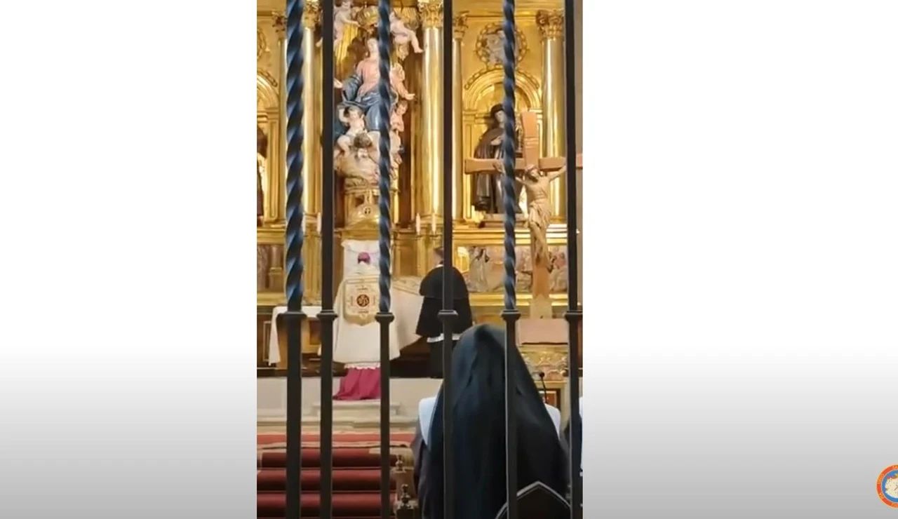Misa en la Iglesia del Monasterio de Santa Clara de Belorado (Burgos)