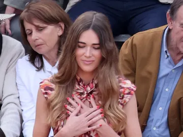Ana Soria le lanza besos a Enrique Ponce en su regreso a los ruedos Ana Soria le lanza besos a Enrique Ponce en su regreso a los ruedos