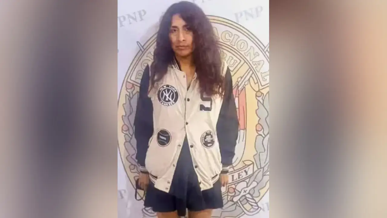 Detenido un hombre por acoso sexual tras vestirse como una colegiala
