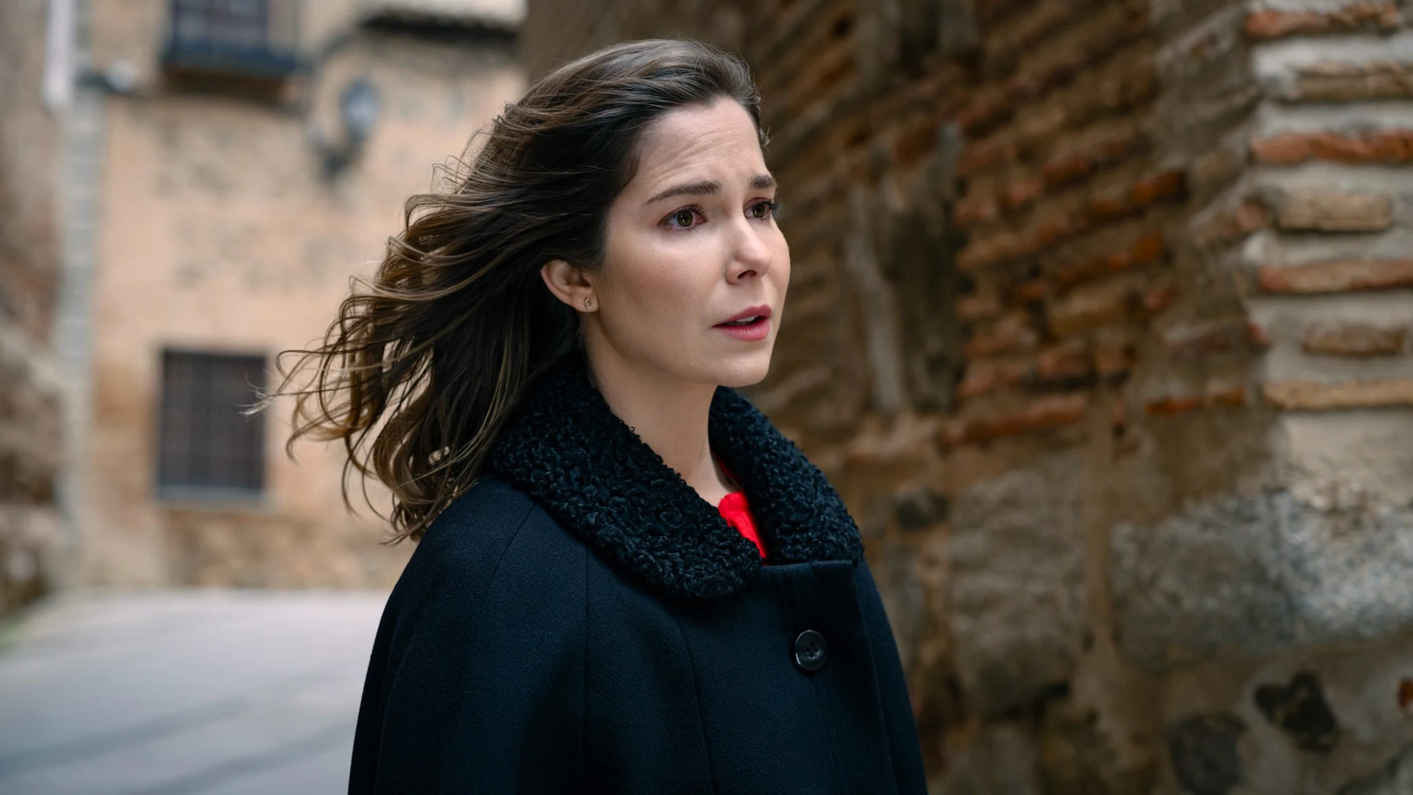Cap&iacute;tulo 64 de Sue&ntilde;os de libertad, 24 de mayo: Bego&ntilde;a sigue su intuici&oacute;n y rebusca en el pasado de Jes&uacute;s... &iexcl;Involucrando su examante! 