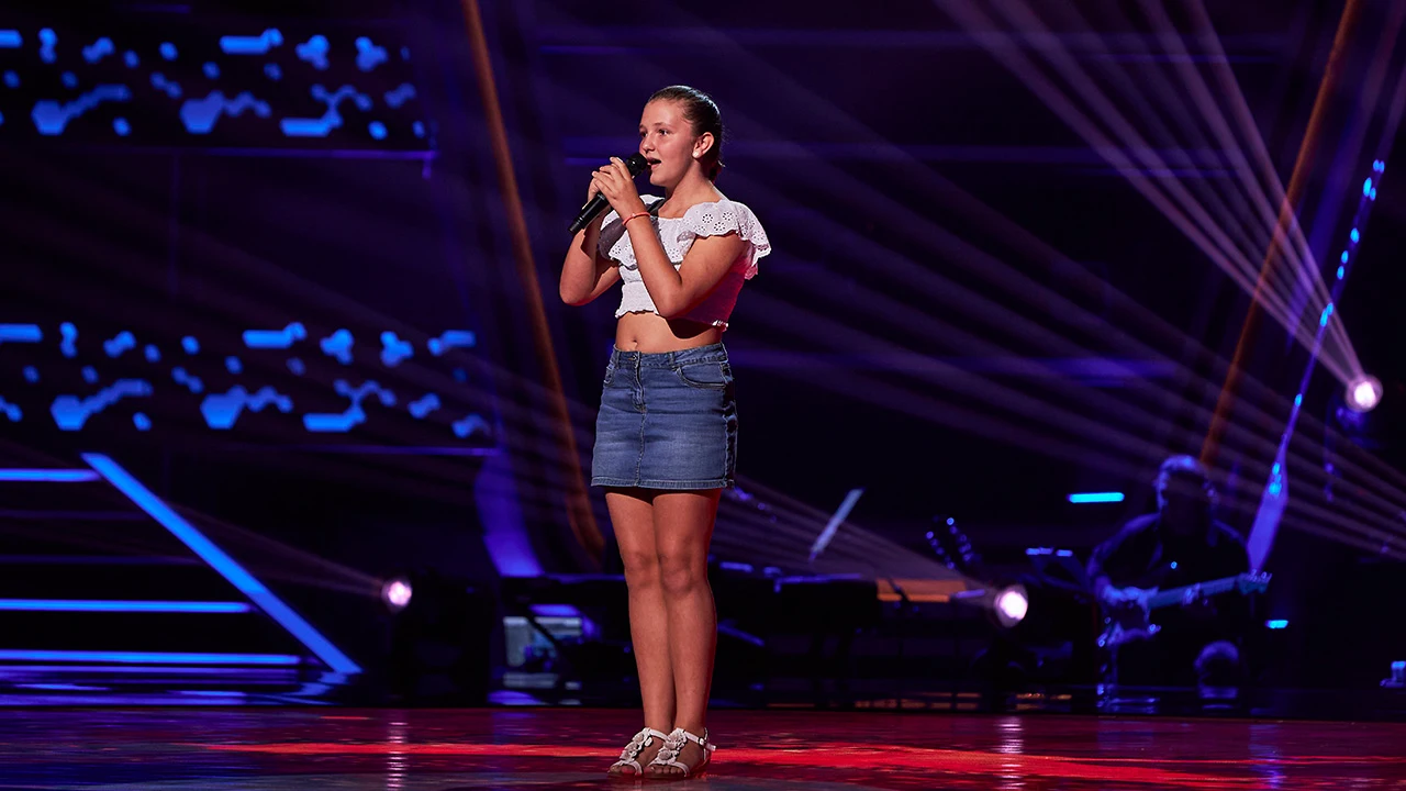La magia de Luc&iacute;a con &lsquo;Vas a quedarte&rsquo; llega al coraz&oacute;n de Melendi