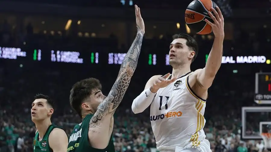 Hezonja ante Juancho Hernangomez en la final Hezonja ante Juancho Hernangomez en la final