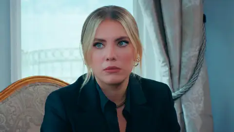 Yildiz comparte su dolor con Emir y pide su ayuda para humillar a Kumru Yildiz comparte su dolor con Emir y pide su ayuda para humillar a Kumru