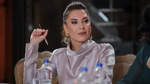 ¿Quién se esconde tras Arzu? ¿Quién se esconde tras Arzu?