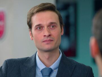 Burak, el director del colegio, es despedido y los alumnos se enfrentan a Şevval: "Es injusto"