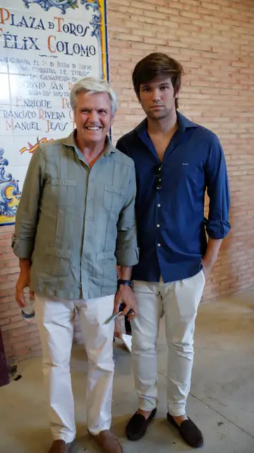 El torero Espartaco y su hijo Juan en 2022 El torero Espartaco y su hijo Juan en 2022