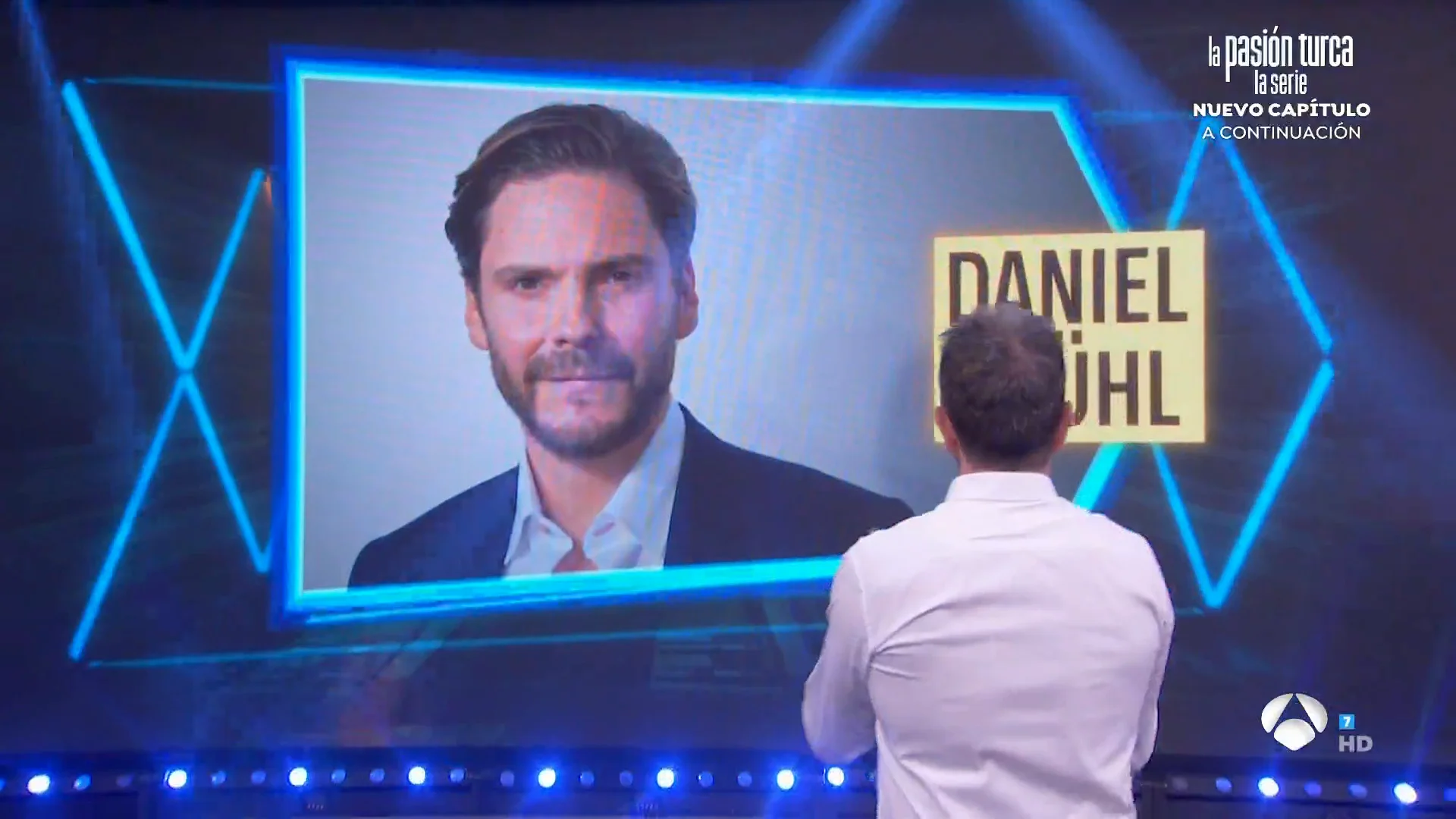 Daniel Br&uuml;hl, Camilo, Cristina Pedroche y Mar&iacute;a Herv&aacute;s, los pr&oacute;ximos protagonistas en El Hormiguero