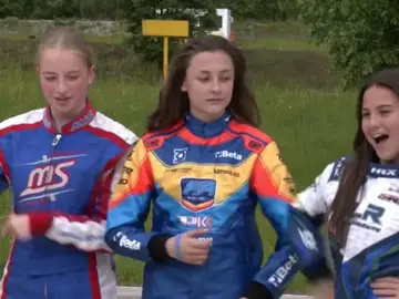 Imagen de varias chicas que sueñan con llegar a la Fórmula 1 Imagen de varias chicas que sueñan con llegar a la Fórmula 1