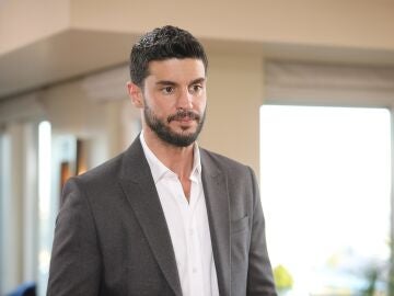 &Ccedil;ağatay intenta recuperar a Yildiz 