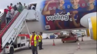 Imagen del avión con publicidad del Barça que ha transportado a aficionados madridistas a Londres Imagen del avión con publicidad del Barça que ha transportado a aficionados madridistas a Londres