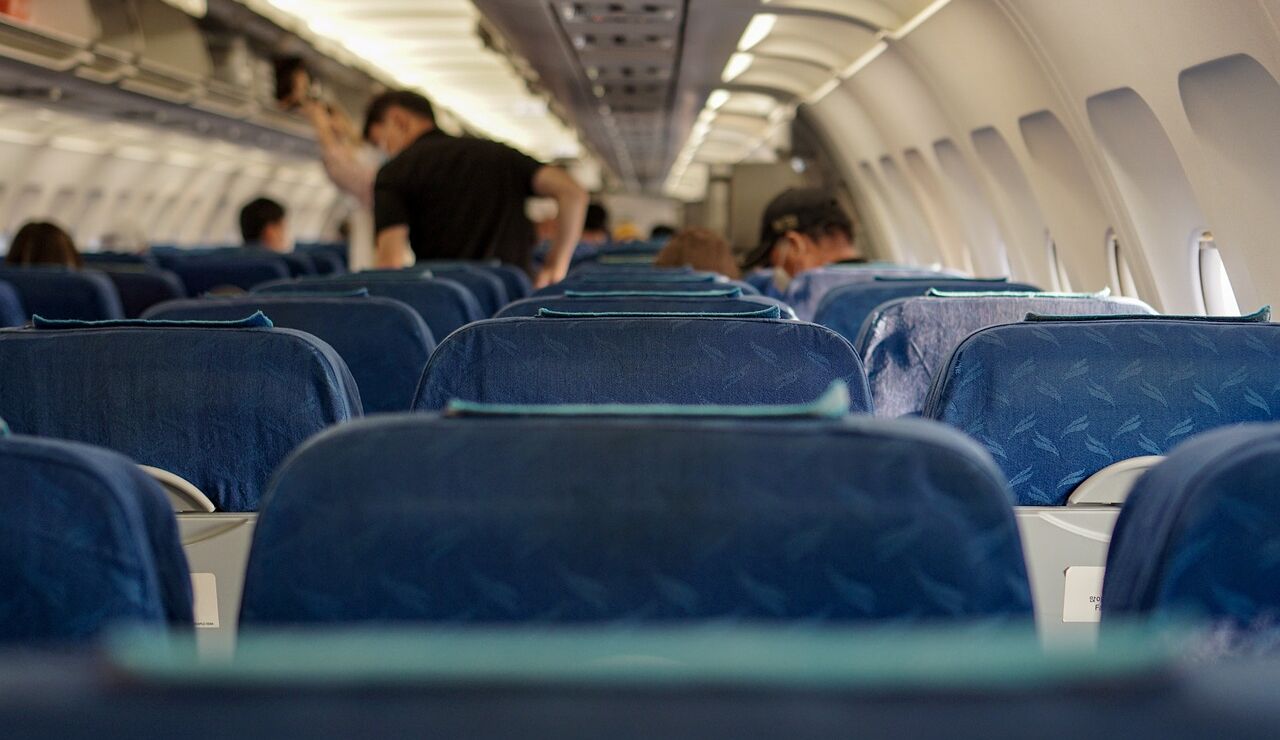 Imagen del interior de un avi&oacute;n