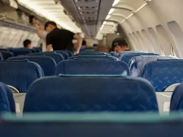 Imagen del interior de un avión Imagen del interior de un avión
