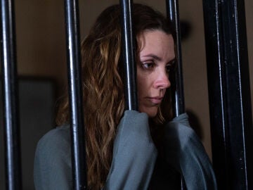 Avance de La pasi&oacute;n turca: &ldquo;T&uacute; decides Olivia, qui&eacute;reme libre&rdquo;: Yaman se niega a soltar a Olivia