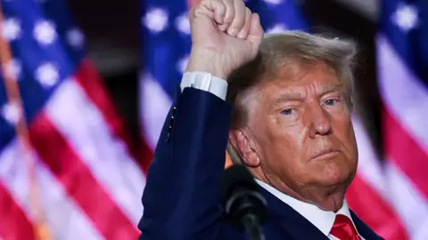 La condena por treinta y cuatro delitos no frena la carrera electoral de Trump a la Casa Blanca La condena por treinta y cuatro delitos no frena la carrera electoral de Trump a la Casa Blanca