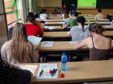 Imagen de varios estudiantes