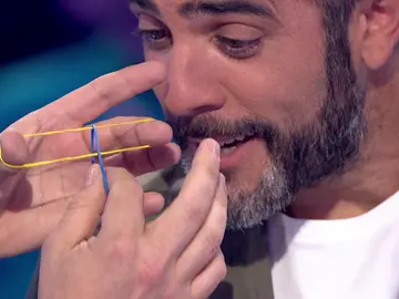La magia de Jorge Blass en Pasapalabra escapa a los ojos de Roberto Leal La magia de Jorge Blass en Pasapalabra escapa a los ojos de Roberto Leal