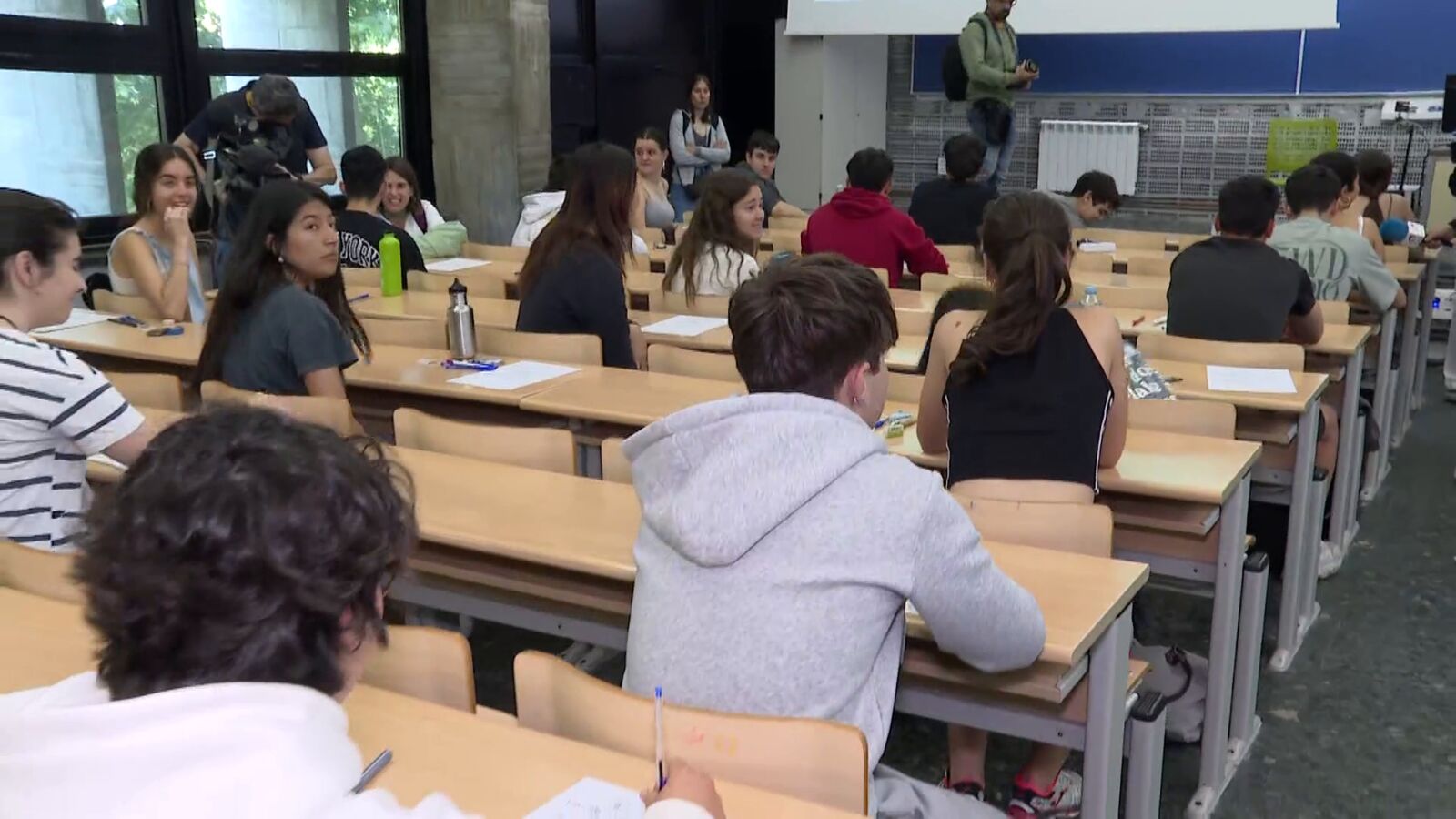 El PP pide el mismo examen de la Evau para todas las comunidades: 