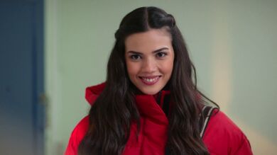 Esta noche en Hermanos: Yasmin da un paso más con Tolga, ¿se atreverá a confesarle lo que realmente siente por él? 