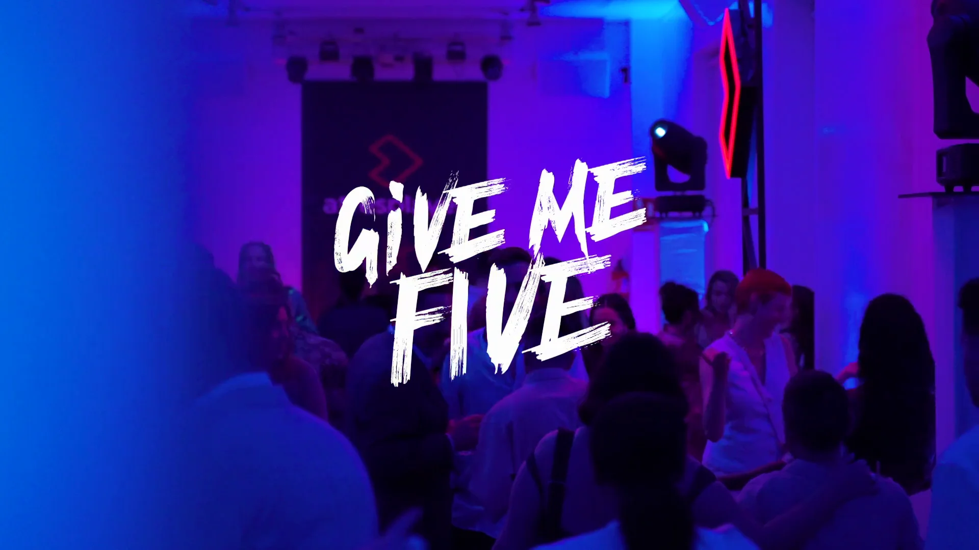 Brinda con atresplayer por 5 años de éxitos: ¡Give me five! Brinda con atresplayer por 5 años de éxitos: ¡Give me five!